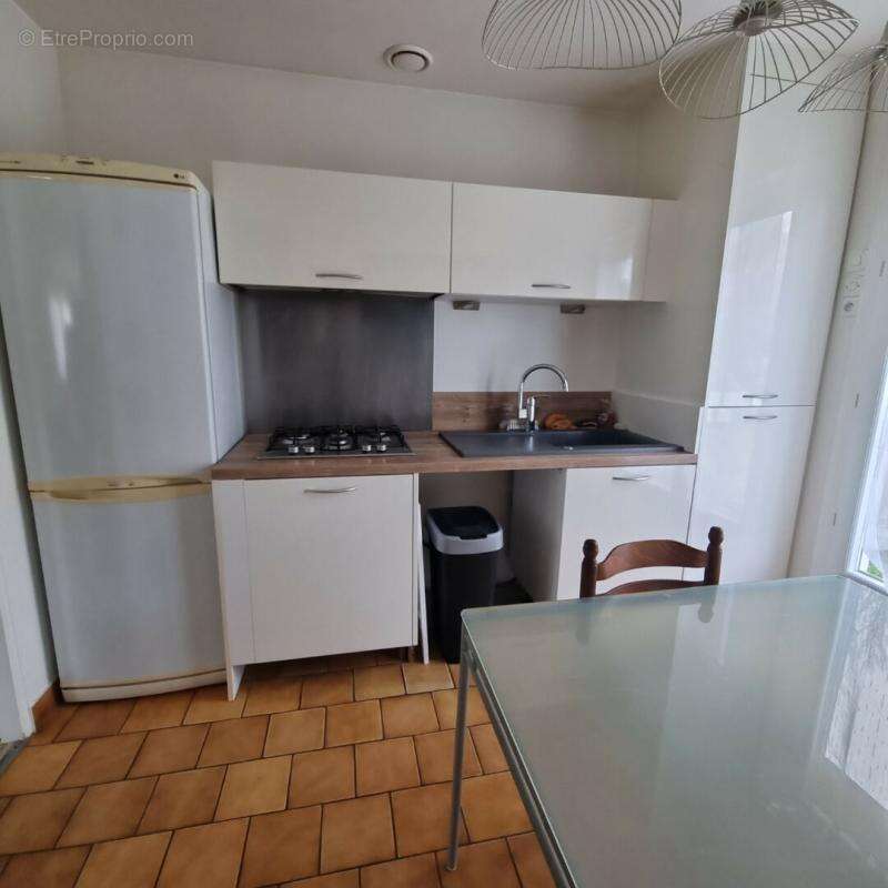 Maison à LES BORDES