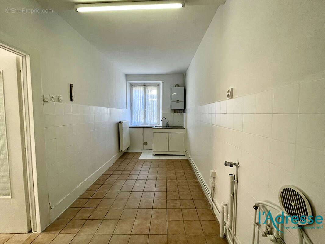 Maison Wintzenheim avec dépendance - photo 9