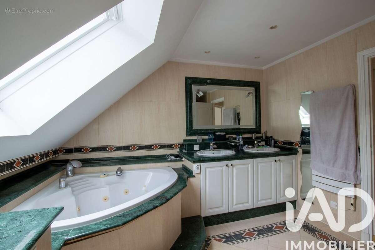 Photo 9 - Maison à LES BORDES