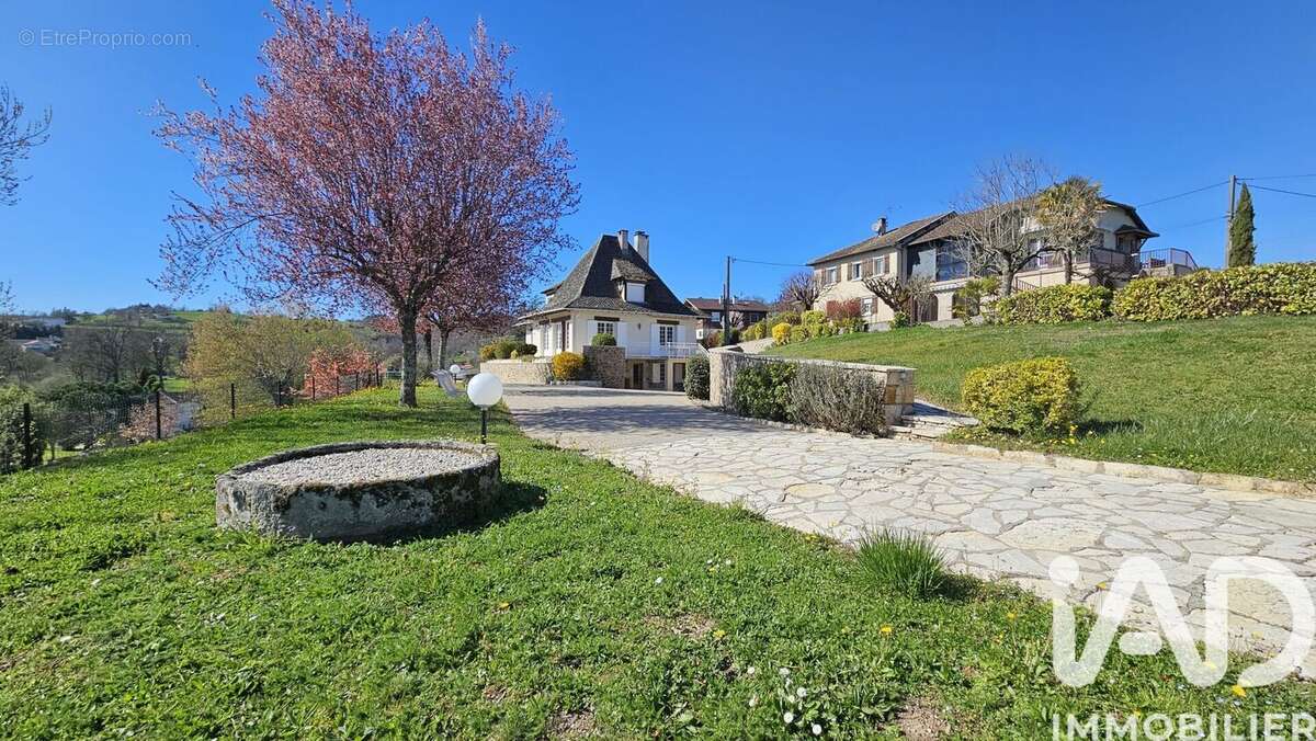 Photo 6 - Maison à SAINT-ETIENNE-DE-MAURS