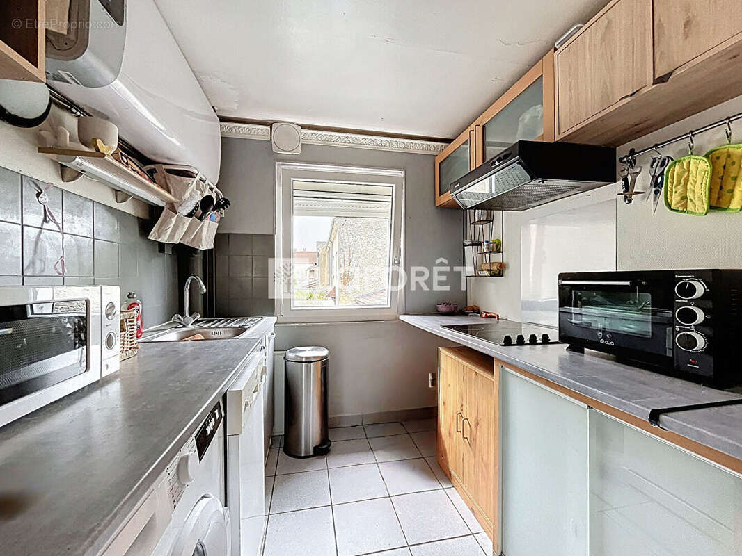 Appartement à CHAUMONTEL