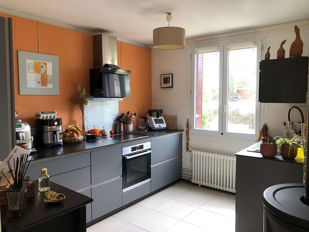 Maison à BUC
