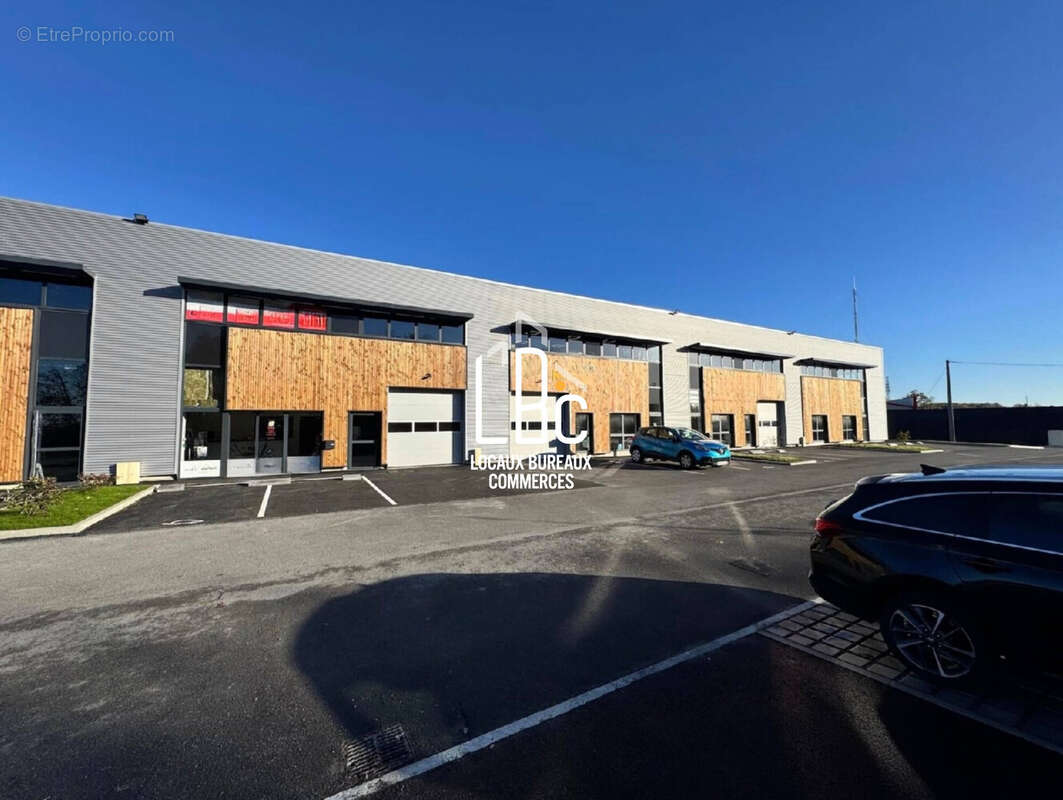 Commerce à BASSE-GOULAINE