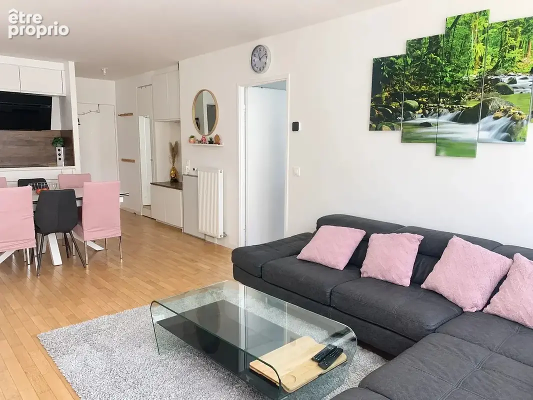 Appartement 4 pièces 76 m² à vendre à Voisins-Le-Bretonneux (78960) - photo 3