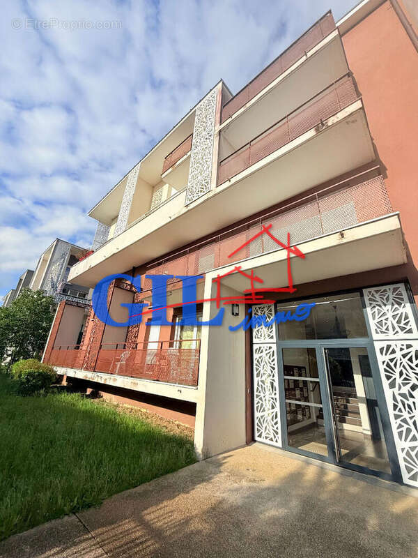 Appartement à MOISSY-CRAMAYEL