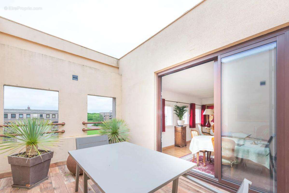 Appartement à MONTIGNY-LE-BRETONNEUX