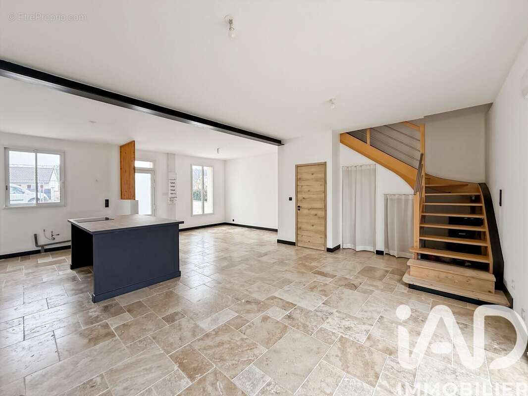 Photo 3 - Maison à MORET-SUR-LOING