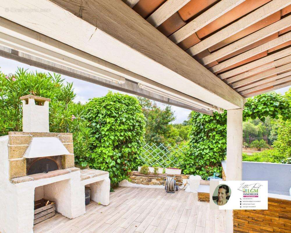 Maison à PLAN-DE-LA-TOUR