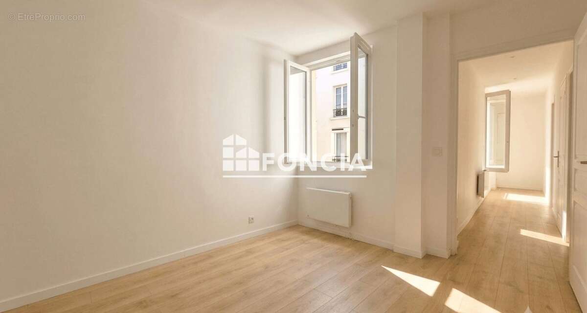 Appartement à PARIS-11E