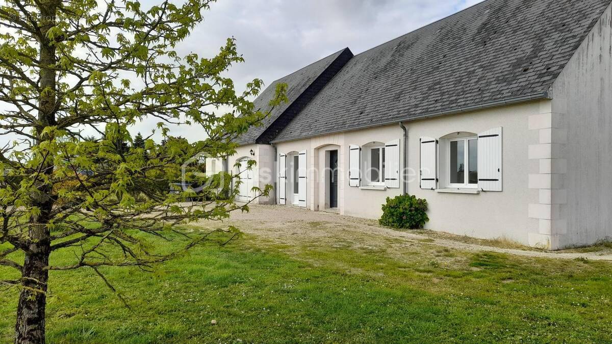 Maison à CIVRAY-DE-TOURAINE