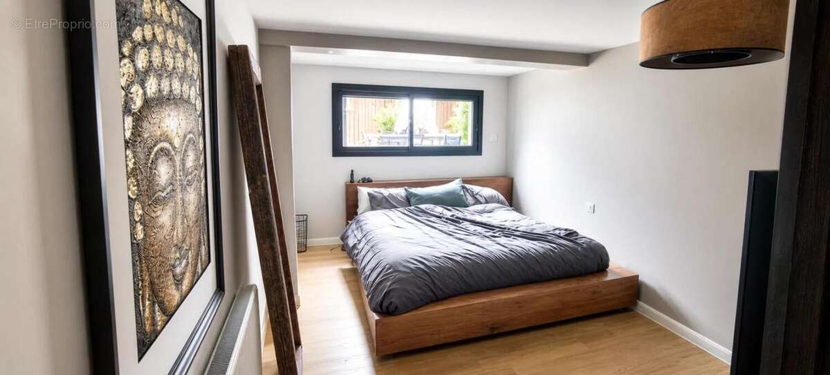 Maison de 10 pièces de 180 m² à Cholet - photo 15