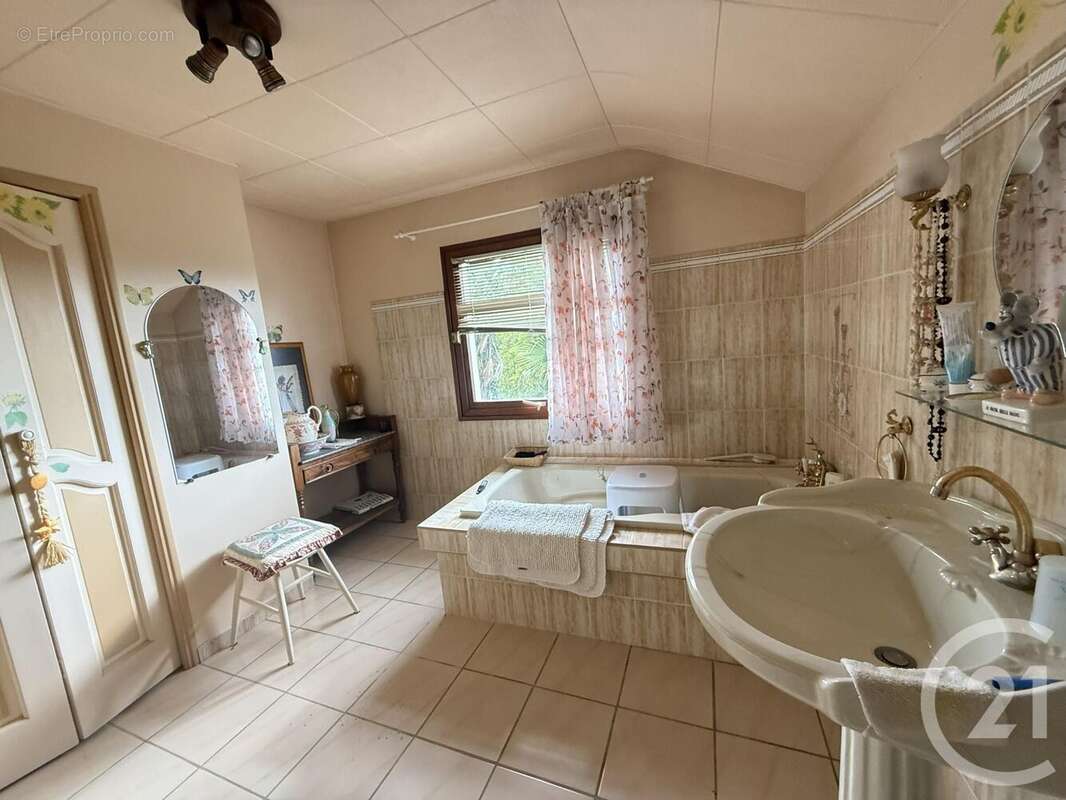 Maison à BAIGTS-DE-BEARN