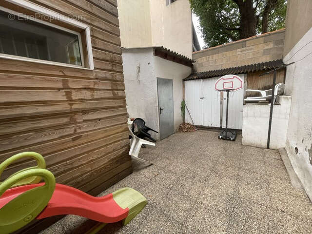Ideal investissement-charmamnte maison de ville vendue louee- perpignan - photo 6