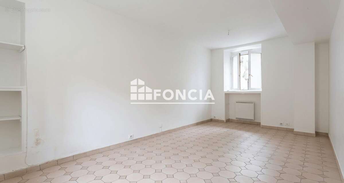 Appartement à BAGNEUX
