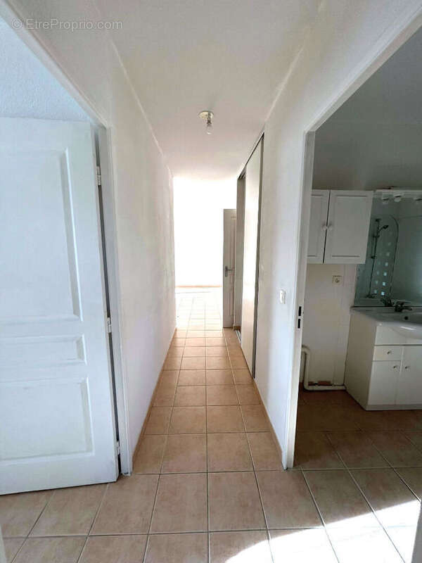 Appartement à L'ISLE-SUR-LA-SORGUE