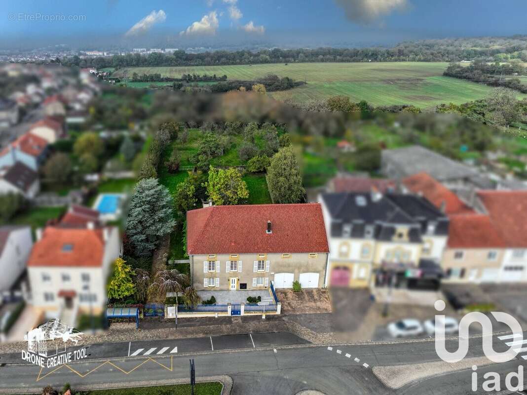 Photo 2 - Maison à MONTOIS-LA-MONTAGNE