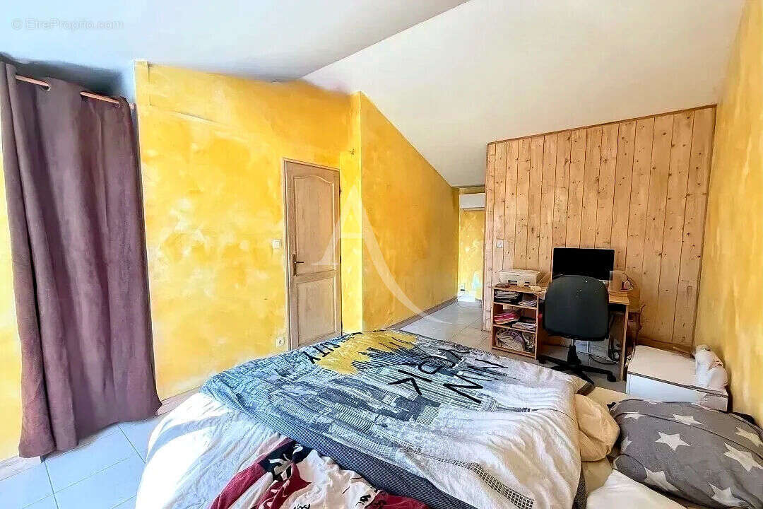 Maison à CHAILLE-LES-MARAIS