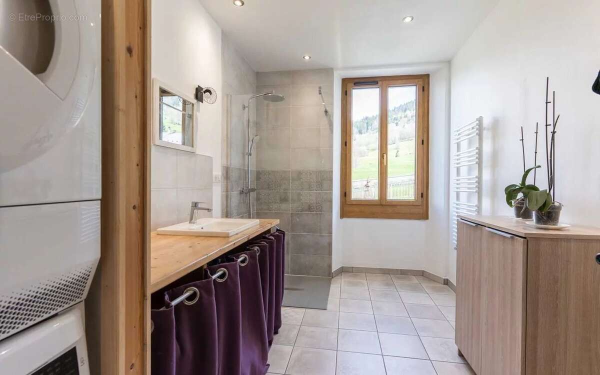 Appartement à LES AVANCHERS-VALMOREL