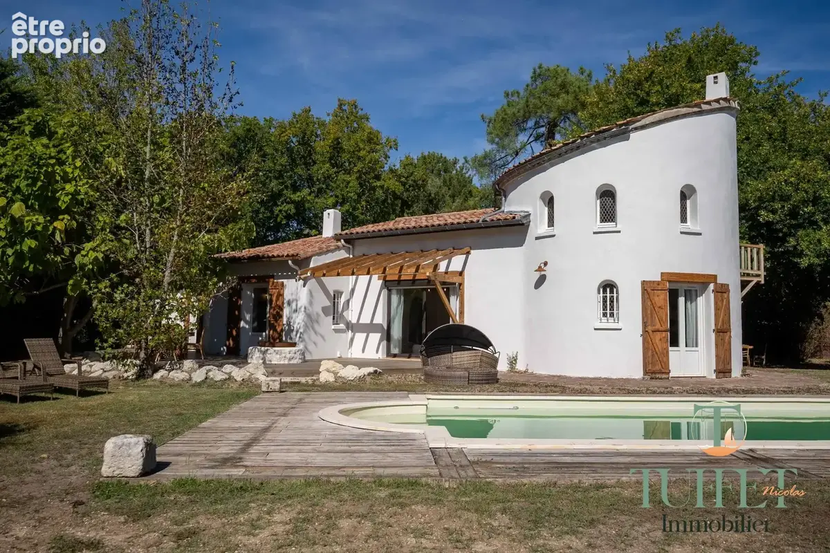 Maison 6 pièces 220 m² à vendre à La Tremblade (17390) - photo 2