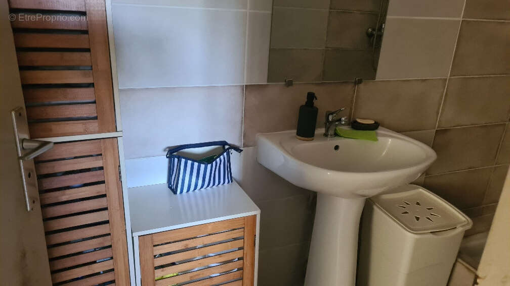 Appartement à LES ABYMES