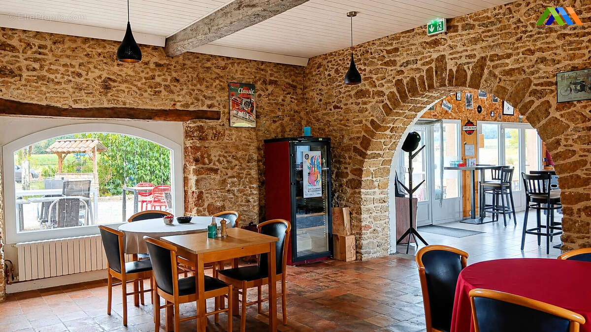 Nogaro Ancien moulin rénové bar