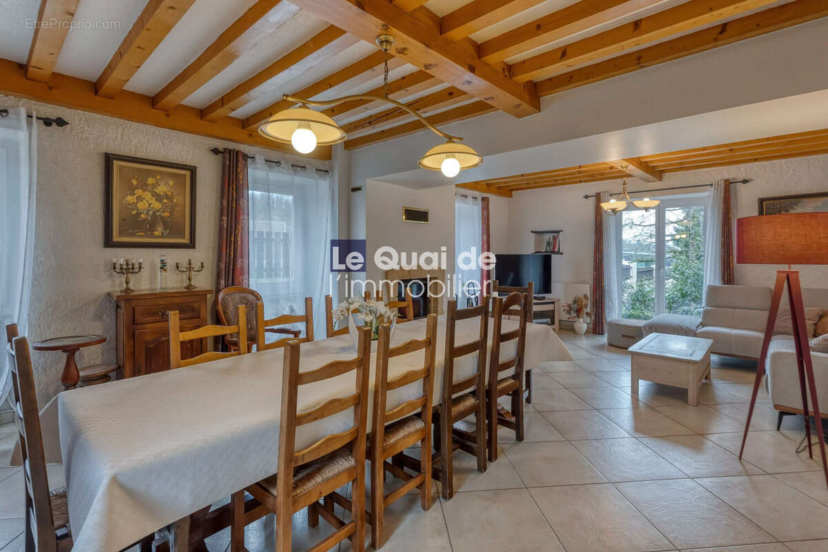 Maison à SAINT-ONDRAS