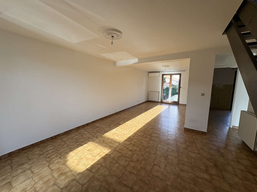 Maison à SIX-FOURS-LES-PLAGES