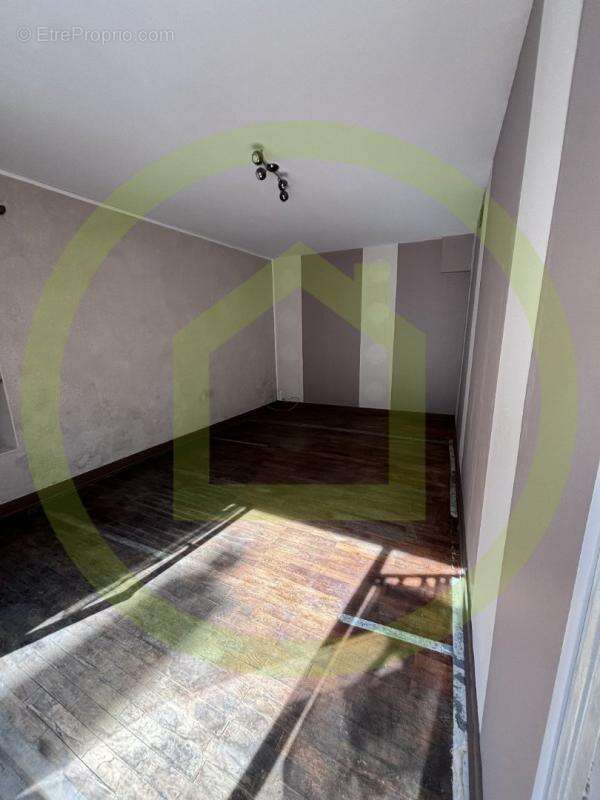 Maison 77 m² à Chenerailles  - photo 9