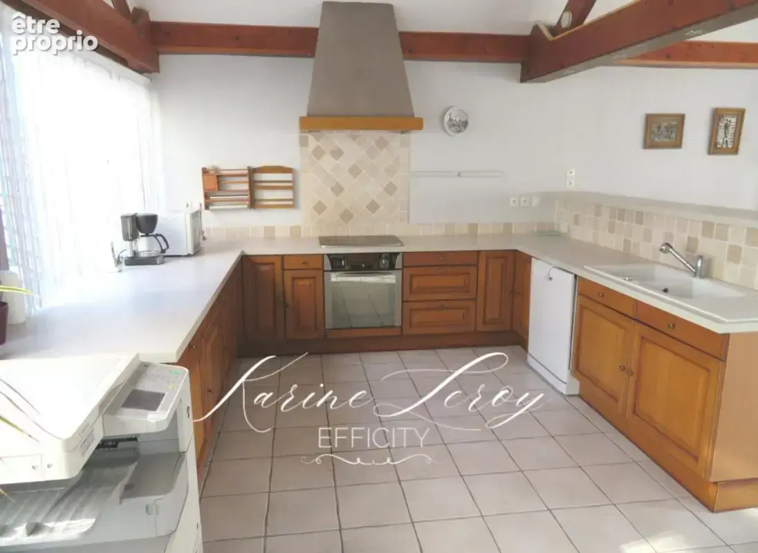 Maison 400 m² à Mareil-En-France  - photo 18