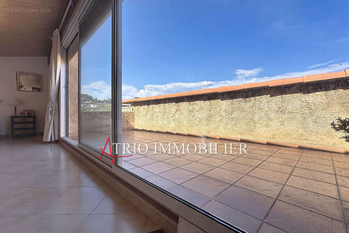 Appartement 40 m² à Cagnes-Sur-Mer  - photo 6