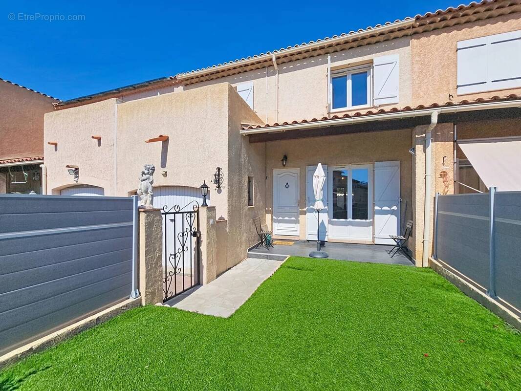 Maison à LA GAUDE