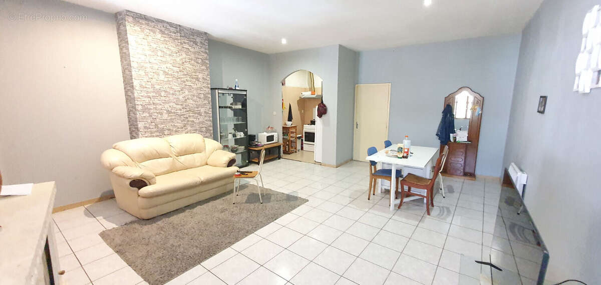 Appartement à LE PEAGE-DE-ROUSSILLON