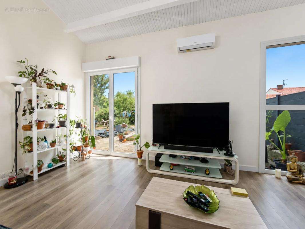 Maison de 5 pièces de 100 m² situé à Auch - photo 4