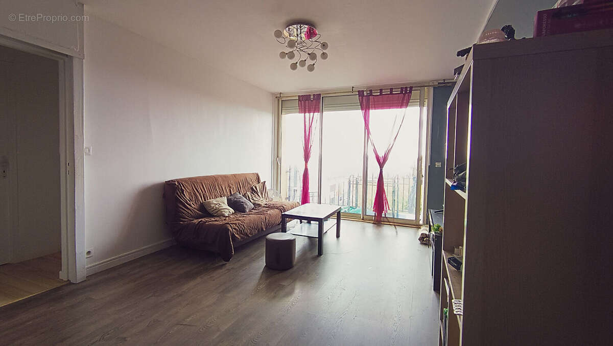 Appartement Cenon 3 pièce(s)  64m² - photo 5