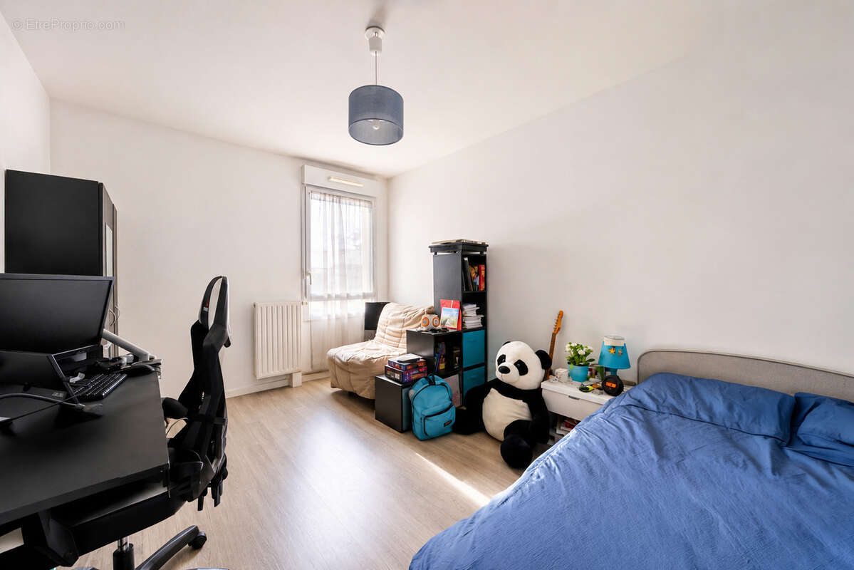 Appartement T4 - Longs Champs - photo 7