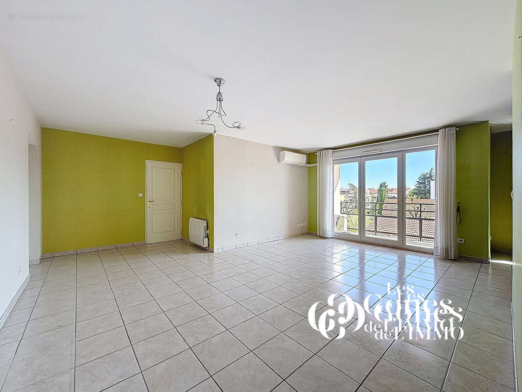Appartement à CRAPONNE