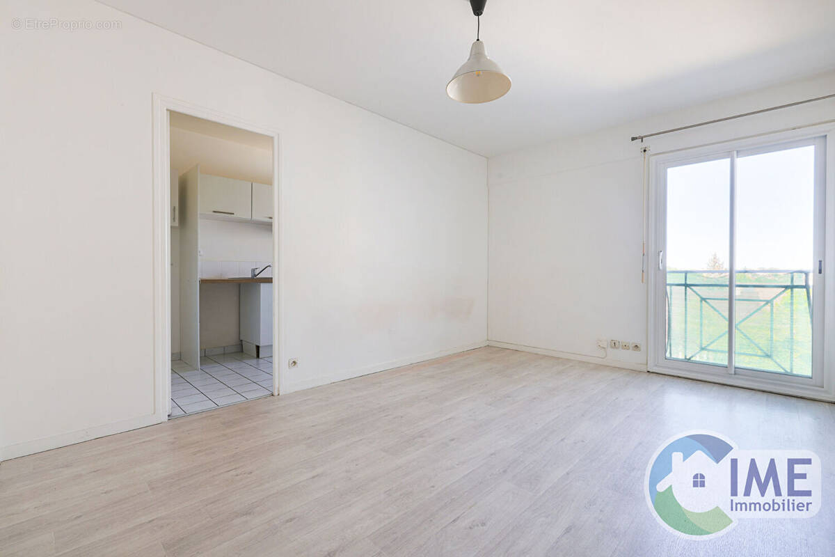 Appartement à EPINAY-SUR-ORGE