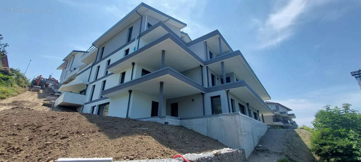 Appartement à EVIAN-LES-BAINS