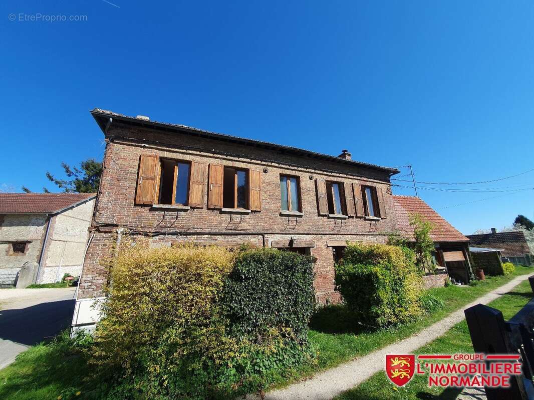 Village 5 minutes de Louviers, maison briques - photo 9