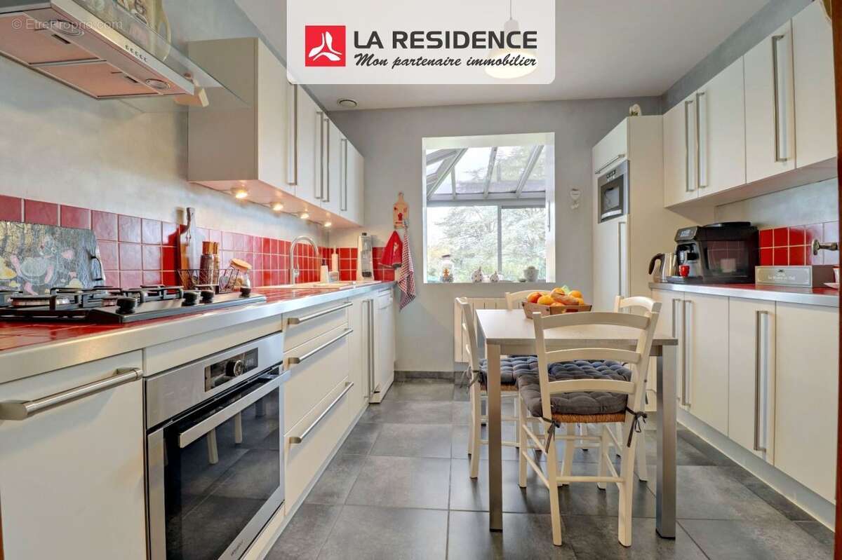 Maison à BERCHERES-SUR-VESGRE