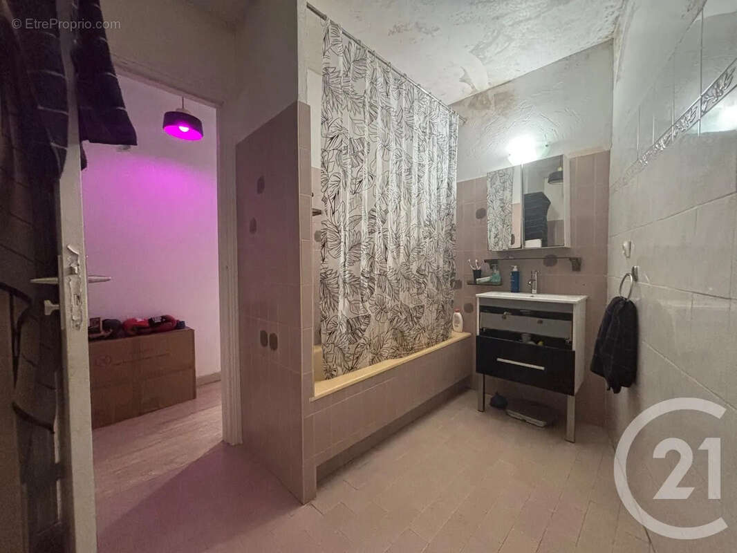 Appartement 39 m² à Le Cannet  - photo 7