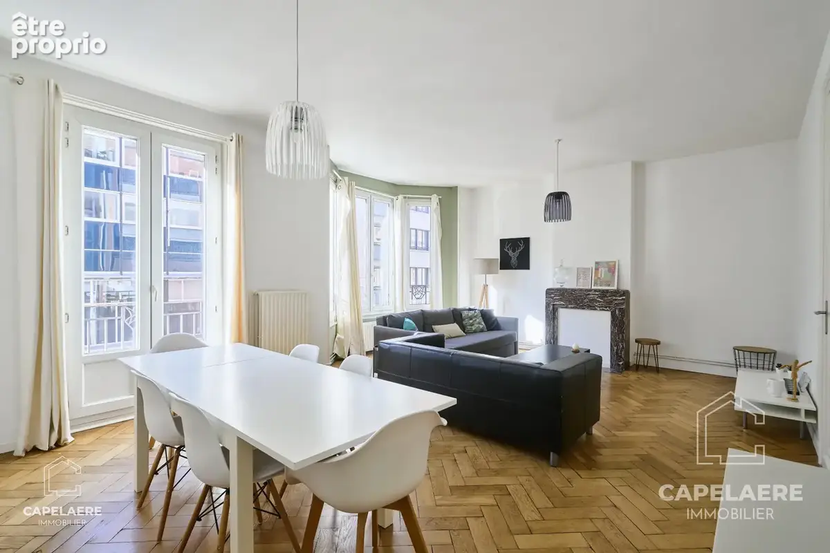 Appartement T3 lumineux avec extérieur en hyper centre de Lille - photo 2