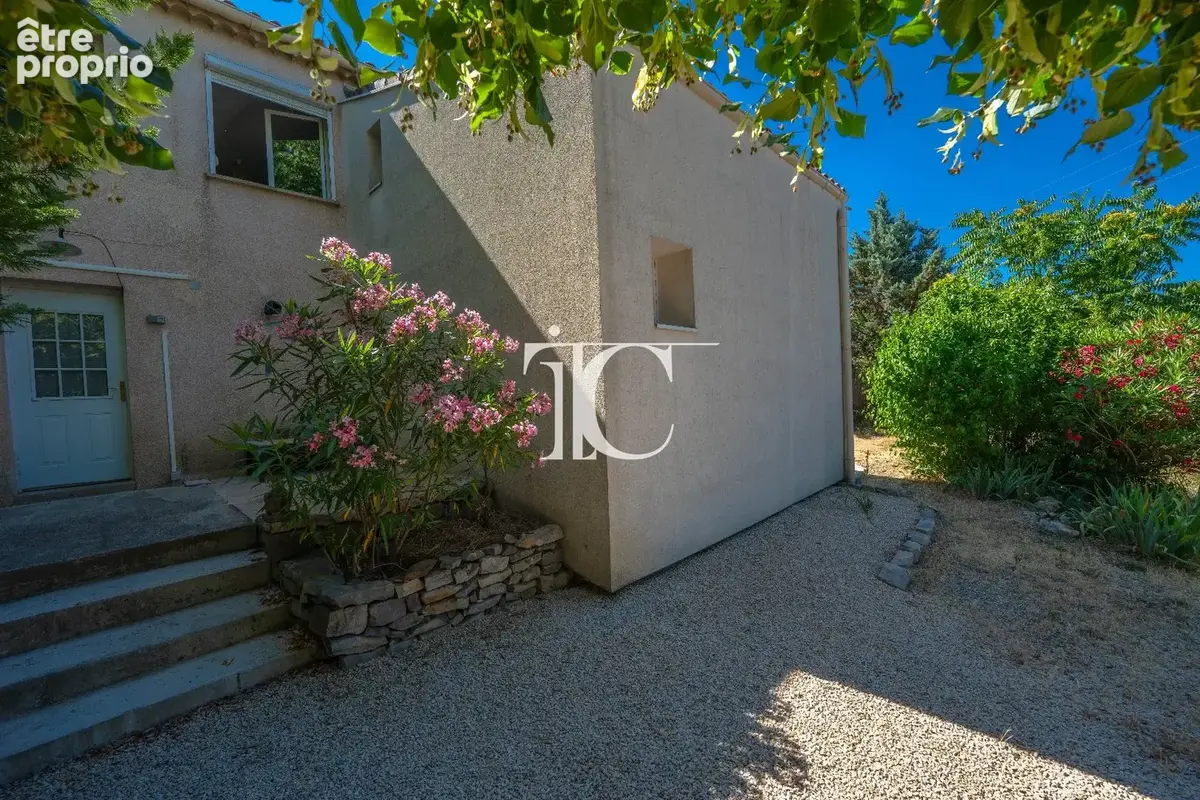 Villa 111m² habitables 629m² de terrain proche centre village des vans - photo 14