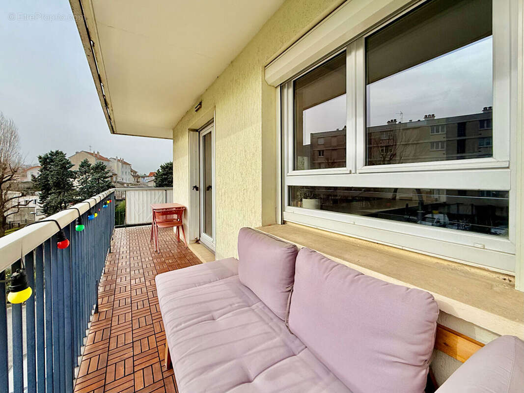 Appartement à MAISONS-ALFORT