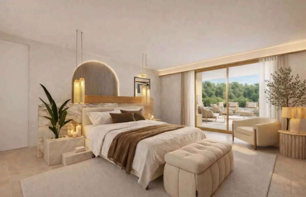 Appartement à SAINT-TROPEZ
