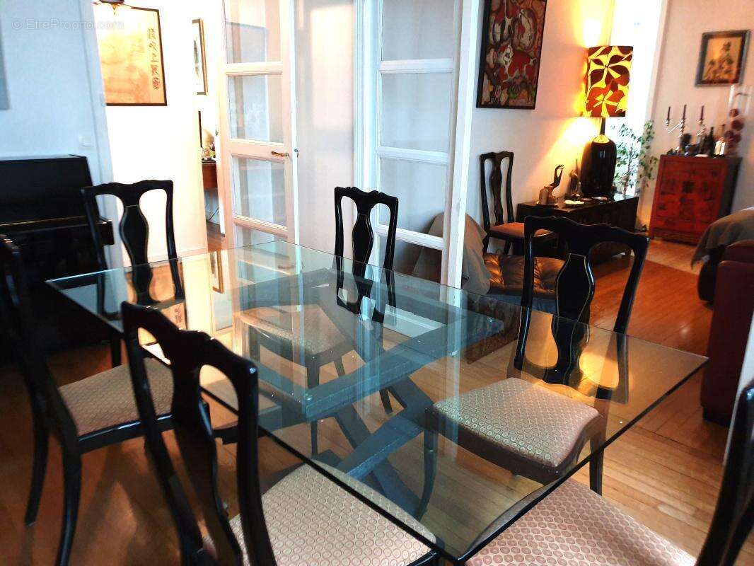 Appartement à ISSY-LES-MOULINEAUX