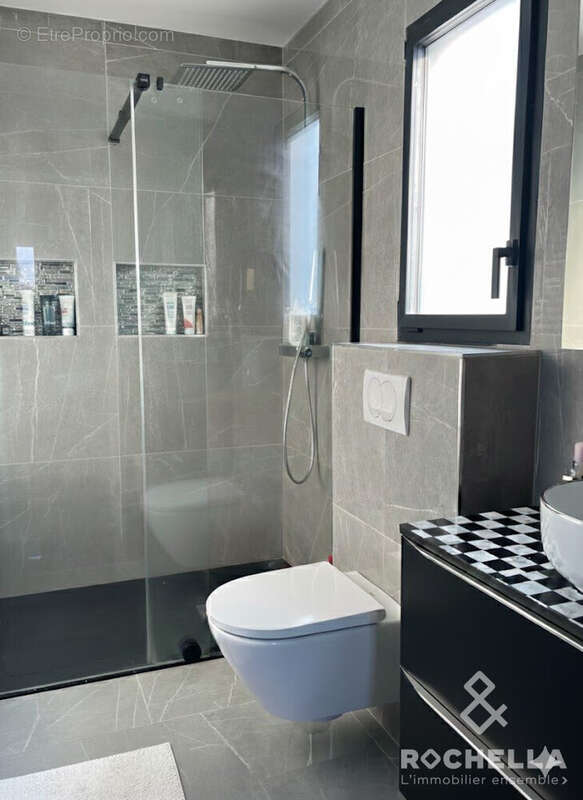 Maison à DOMPIERRE-SUR-MER