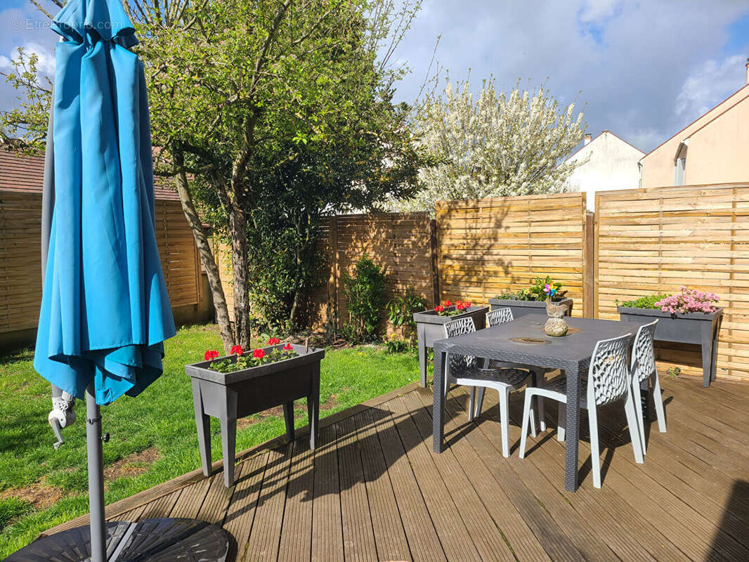 Maison à FONTENAY-LE-FLEURY