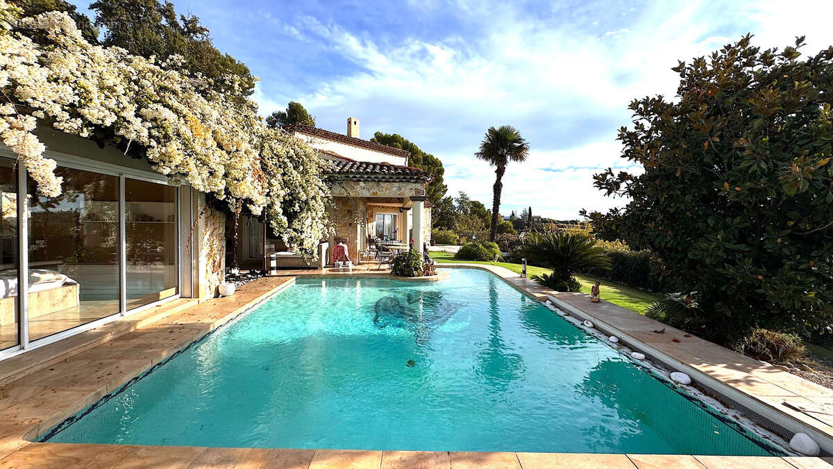 Maison à CAGNES-SUR-MER