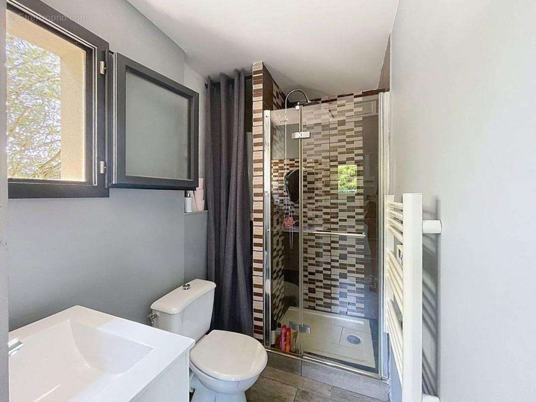 Pins-Justaret - Superbe maison T6 contemporaine avec jardin - photo 19